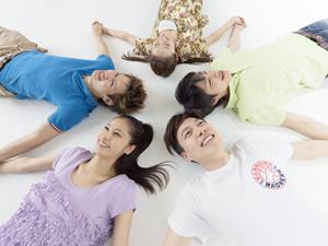 ダーツバーでトーナメントに参加する